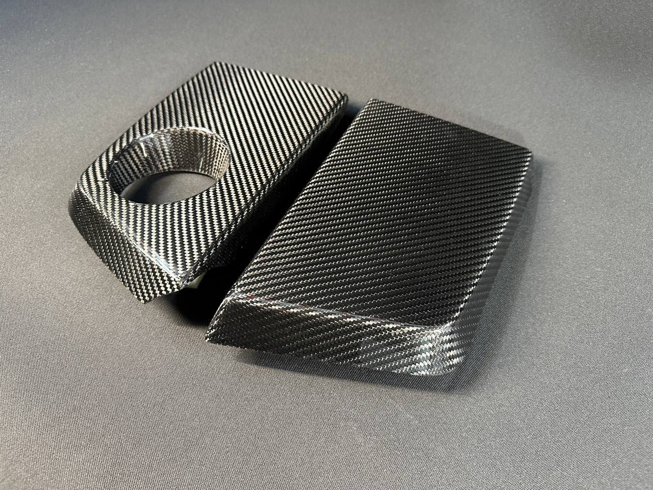 Carbon AMG M157 engine trim for Mercedes-Benz G-Wagon W463 G63