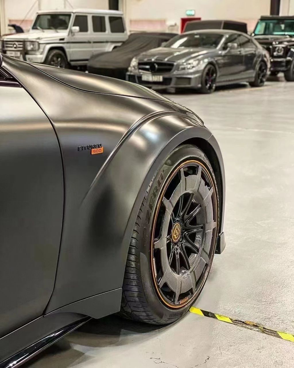 BRABUS 900 Rocket edition body kit with carbon fiber for Mercedes-Benz GT 4 door Coupe
