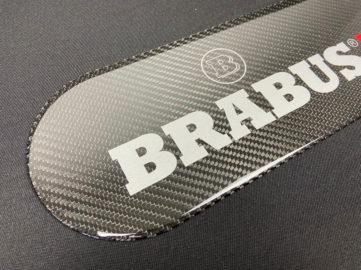 Carbon fiber rear spare wheel plate's emblem insertion for Mercedes-Benz W463 G-Class