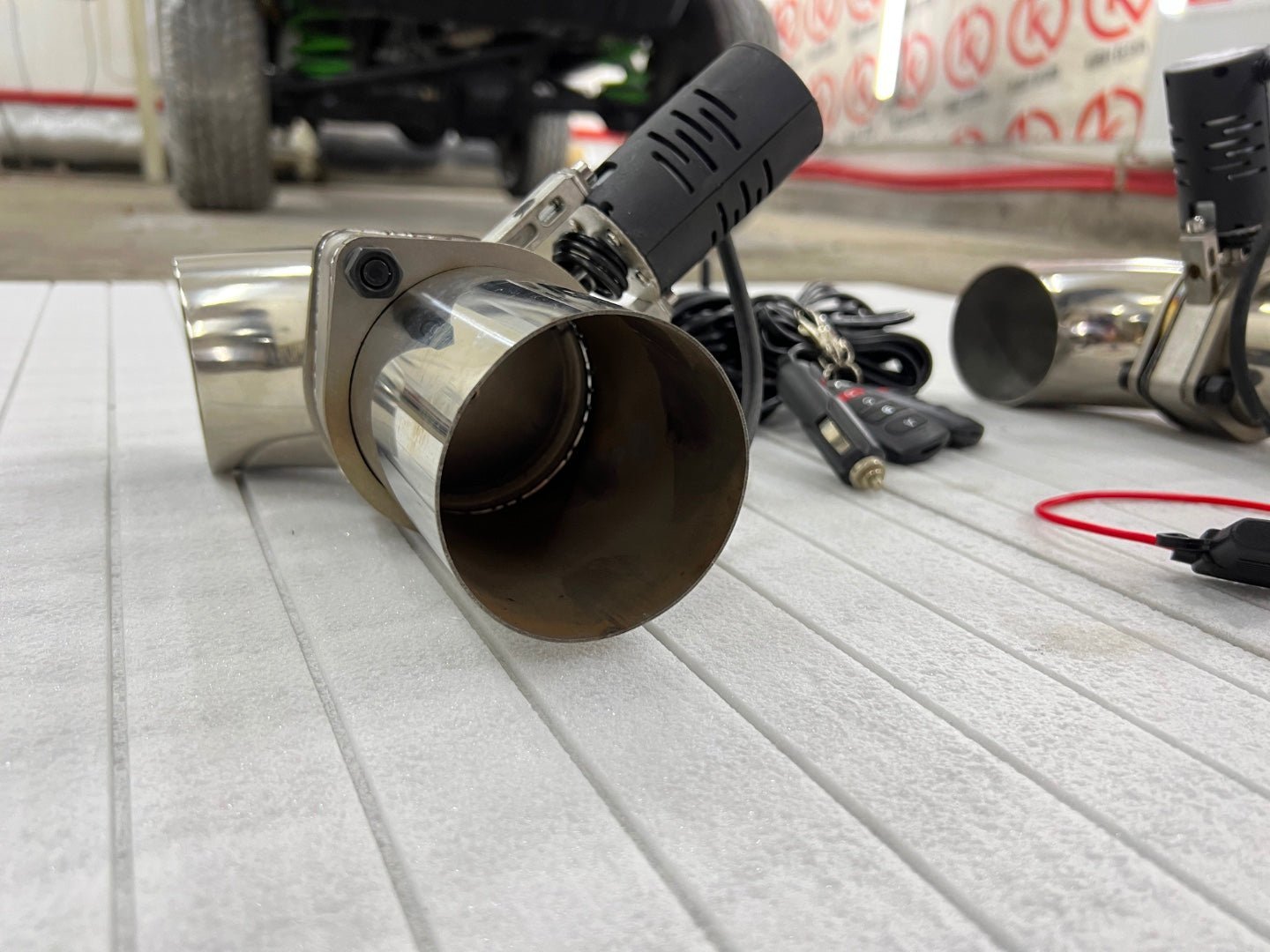 Electric remote controlled power valve for exhaust system Mercedes-Benz W463 W463a W464