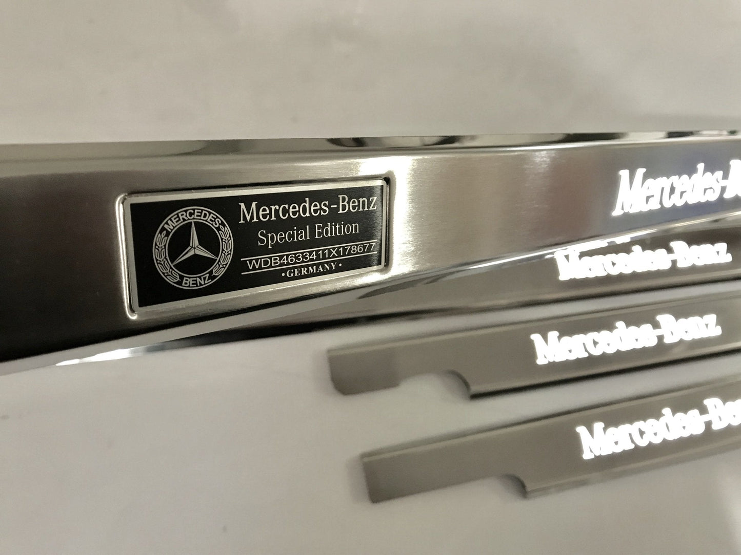 LED Illuminated Door Sills 4 or 5 pcs for Mercedes-Benz G-Class W463