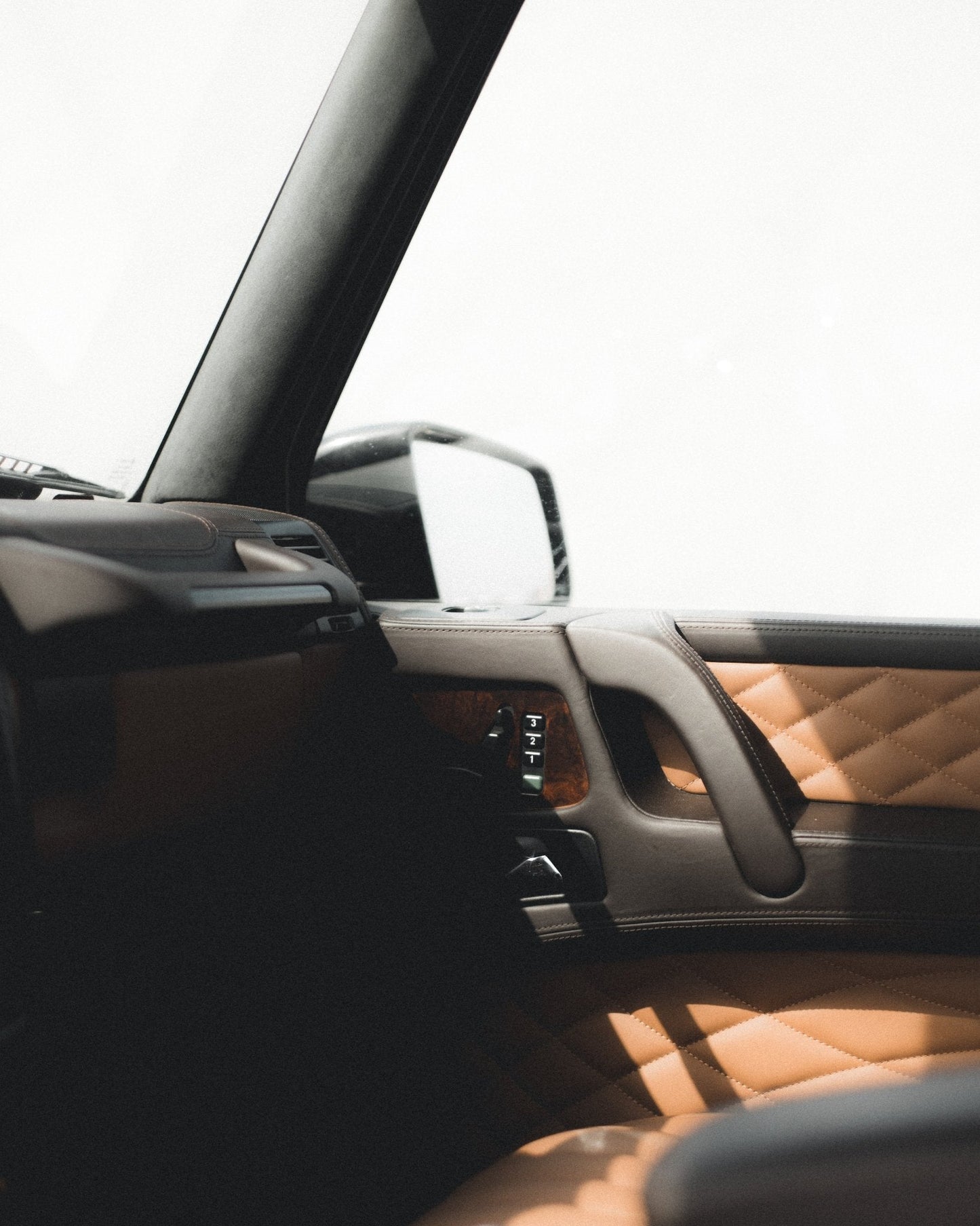 Mercedes-Benz w463 6x6 G55 AMG 2008 with G63 2015 interior