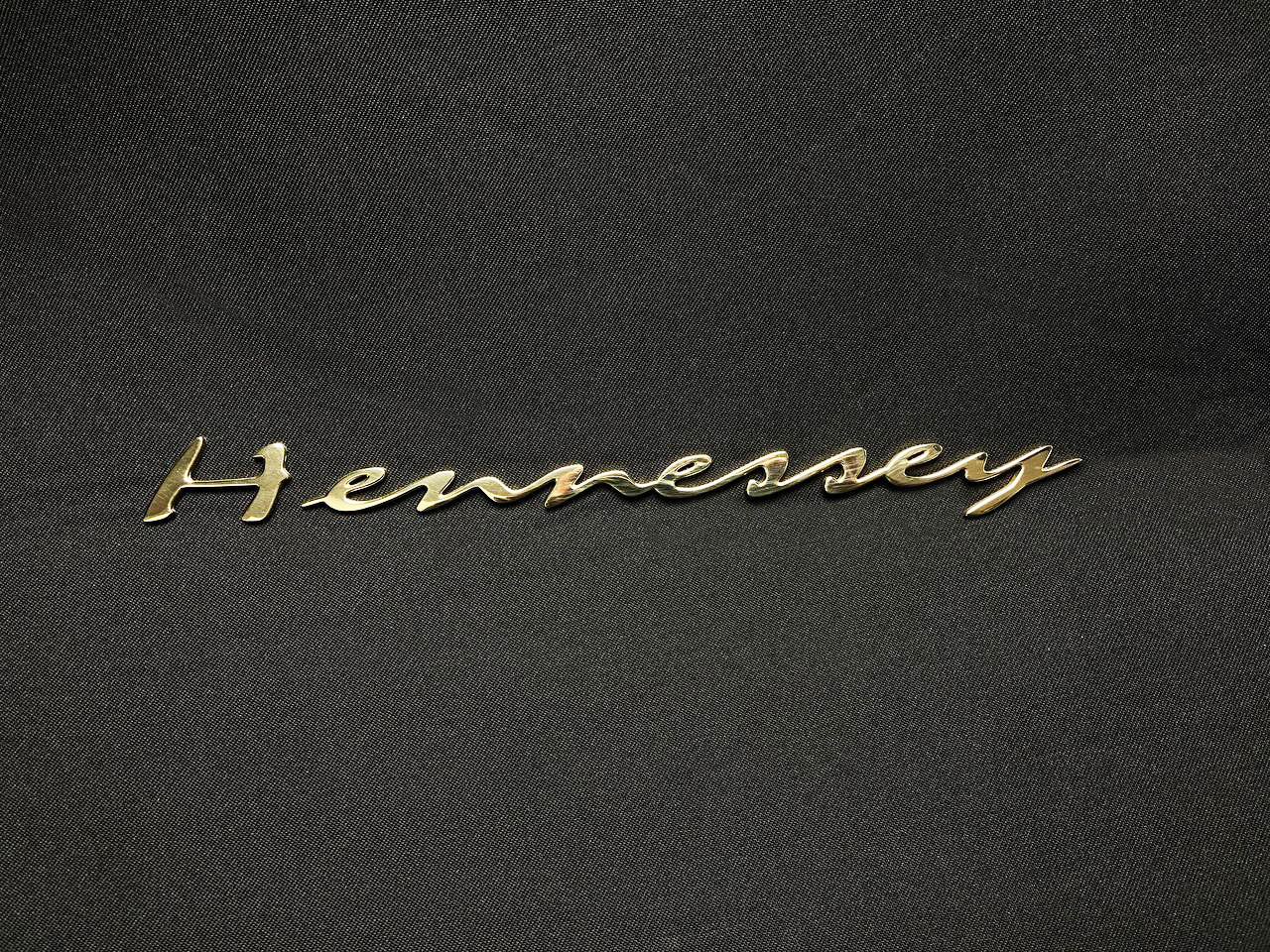 Metal Hennessey badge golden gloss emblem refurbished for car trunk