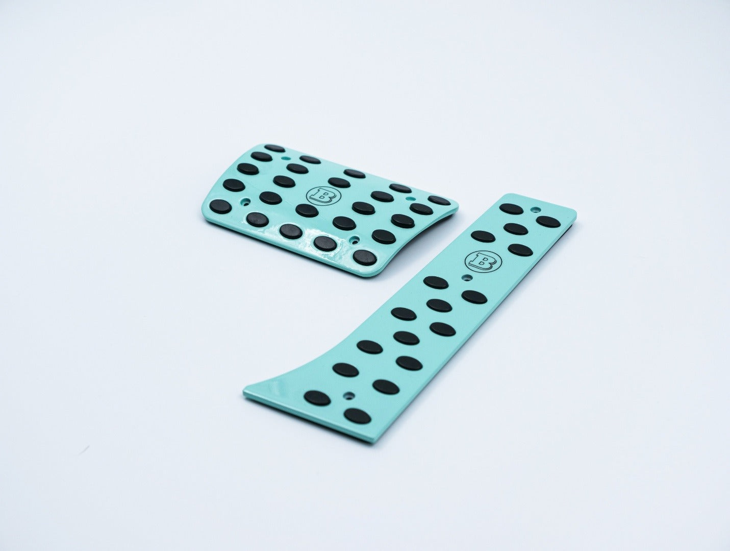 Aluminum Tiffany Blue Brabus Rocket G900 Pedal Kit for Mercedes-Benz W463A W464 G-Class from Tuning Shop, featuring premium aluminum alloy and rubber.