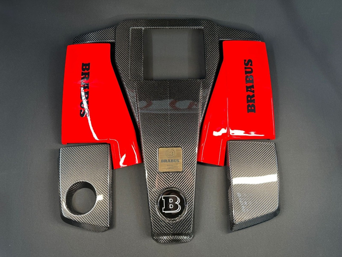 Carbon AMG engine cover with Red Brabus air filters for Mercedes-Benz G-Wagon W463 G63
