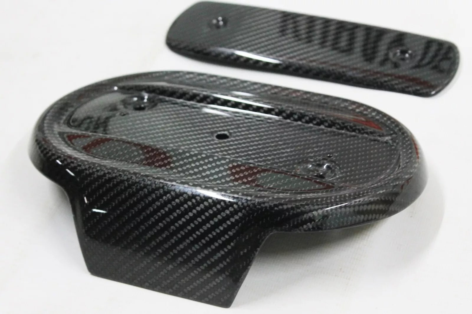Carbon air intake filter cover plate 2 pcs for Harley Davidson 2018+ motorcycle.