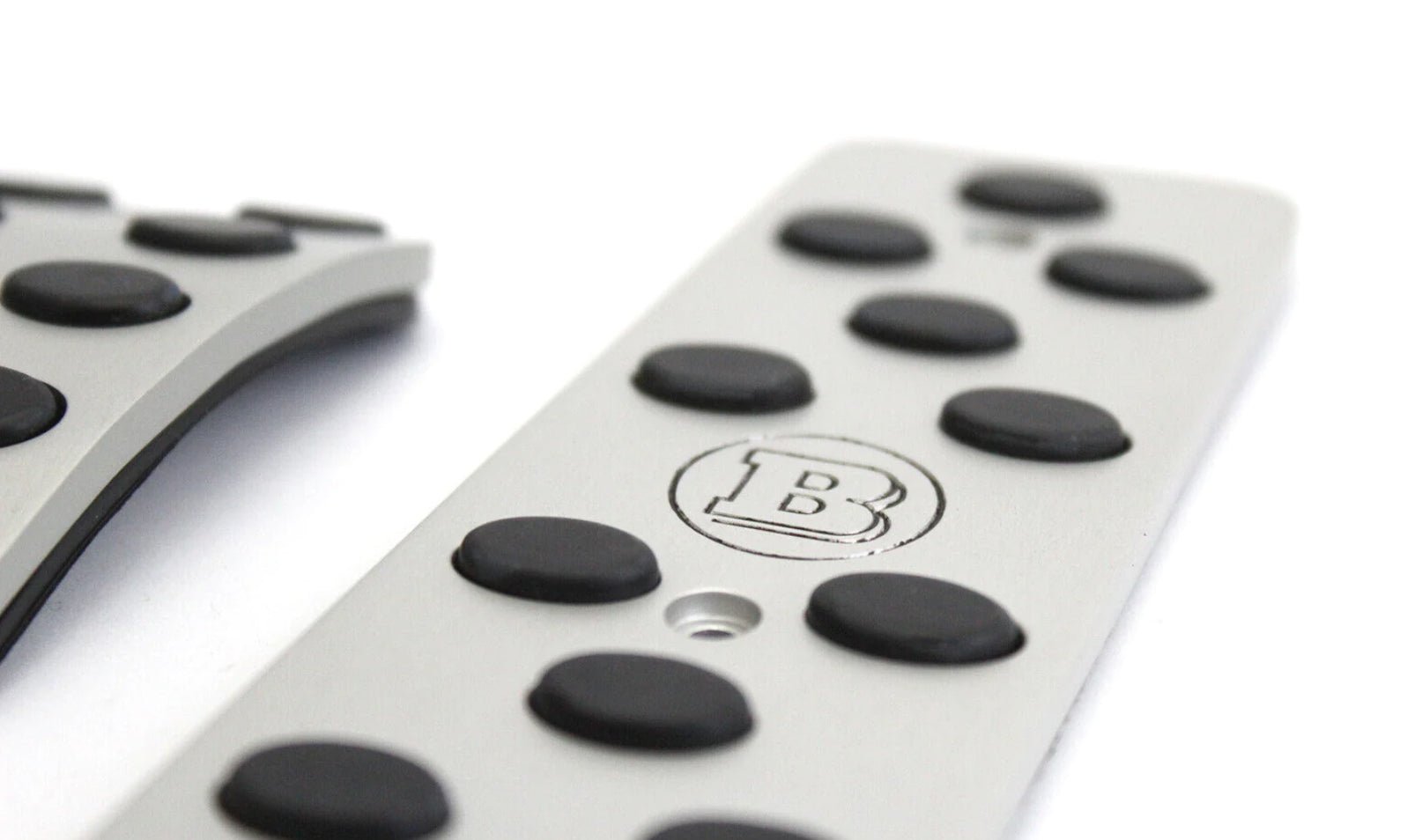 Aluminum GREY Brabus Pads Pedal Kit for Mercedes-Benz W463A W464 G-Class from Tuning Shop, featuring durable aluminum alloy and rubber construction.