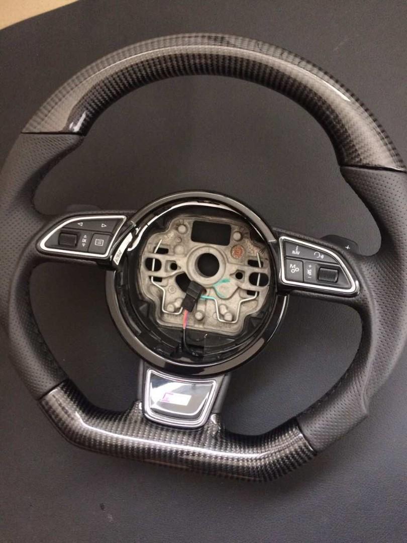 OEM remanufactured Audi RS6 RS4 RS5 RS7 SQ5 S4 S5 steering wheel with carbon fiber and perforated black leather from Tuning Shop.