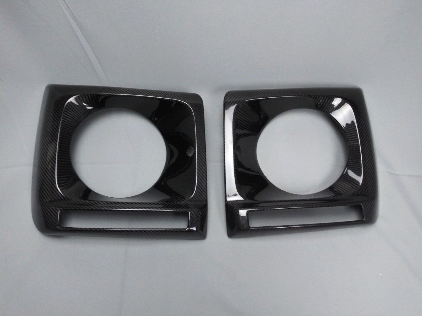 Carbon fiber front headlight covers 2 pcs set for Mercedes-Benz W463 G-Wagon