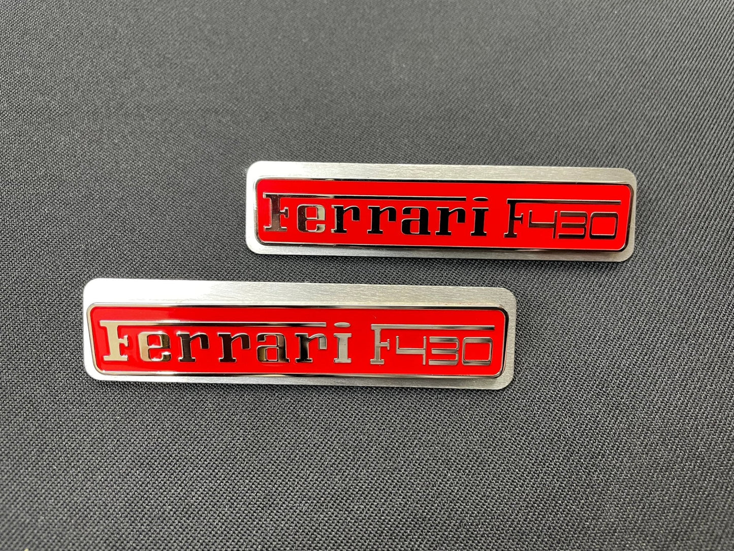 Ferrari F430 Floor Mats Interior Red Insertion Badges Emblems Metal Chrome Polished qualitative 2 pcs Set