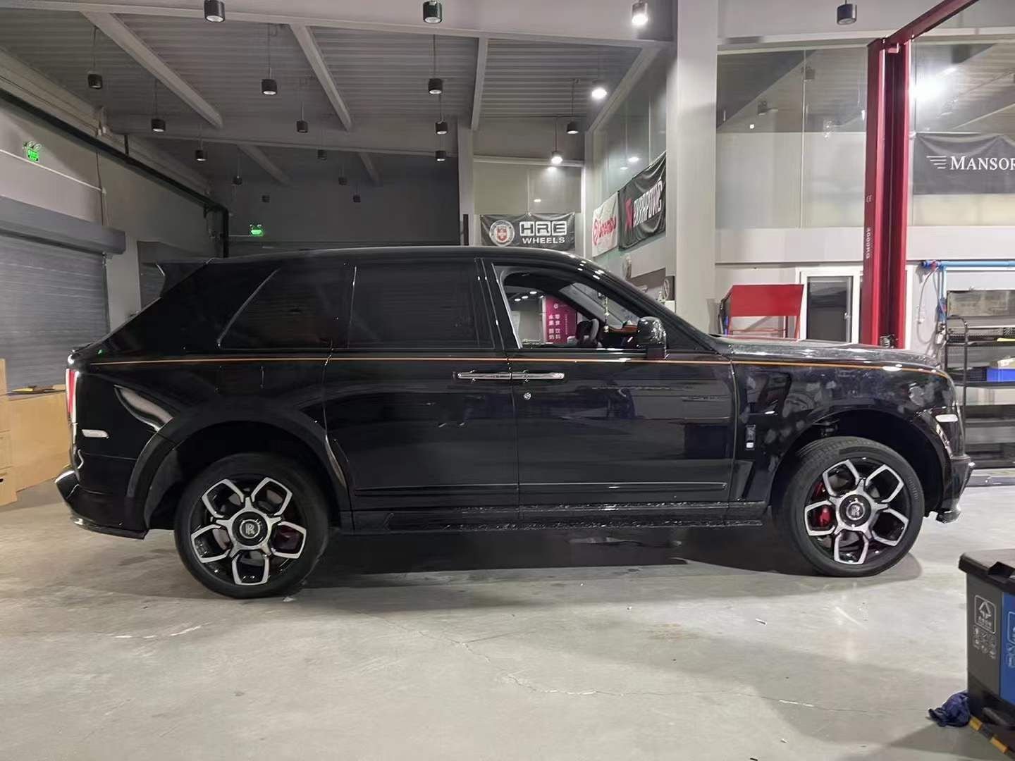 FORGED Сarbon fiber Mansory style body kit for Rolls-Royce Cullinan