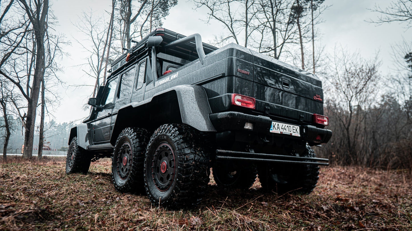Mercedes-Benz w463 6x6 G55 Expedition 2008 with G63 2015 interior