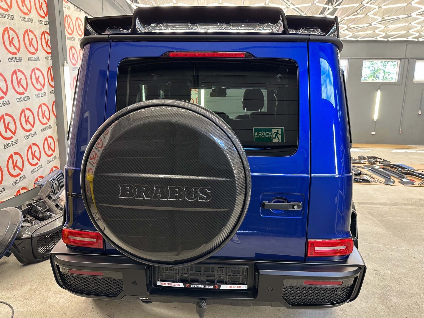 Mercedes Brabus carbon rear spare wheel cover plate for W463A W464 G Wagon