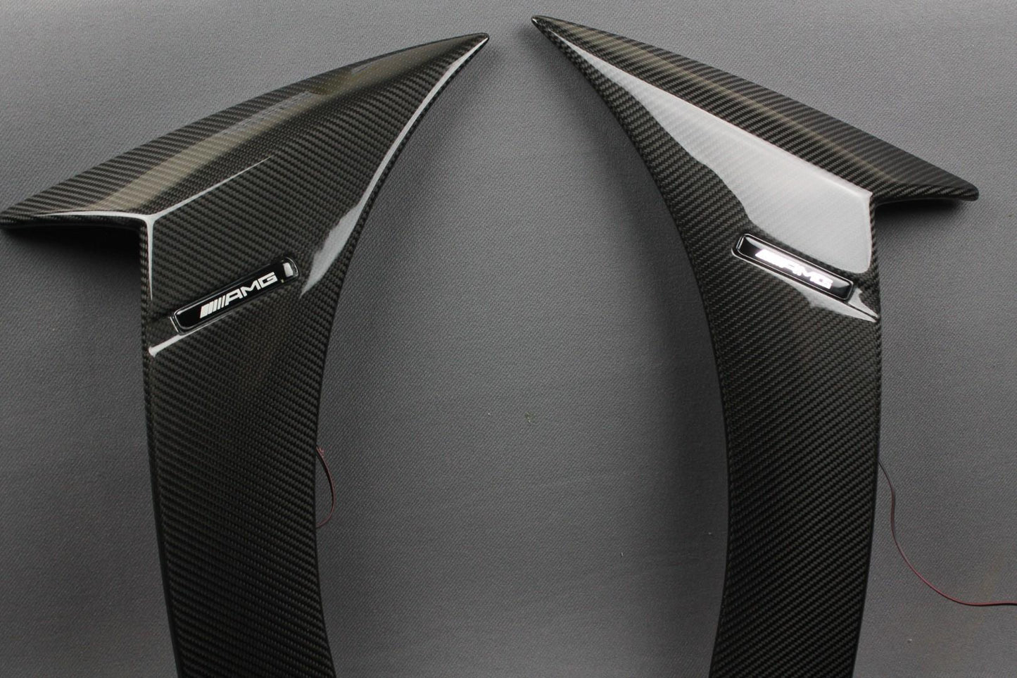 Mercedes W222 2013+ S Class Klasse Carbon Fiber Fender Covers Flaps Fangs with LED Illumination