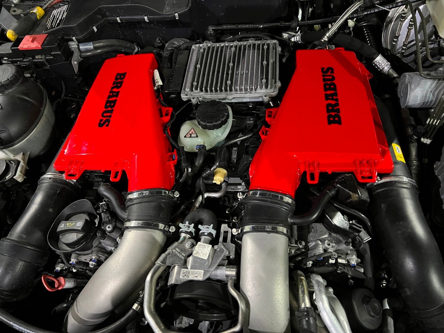Red Brabus engine air filter body replacement for Mercedes-Benz W463 G-Class G63